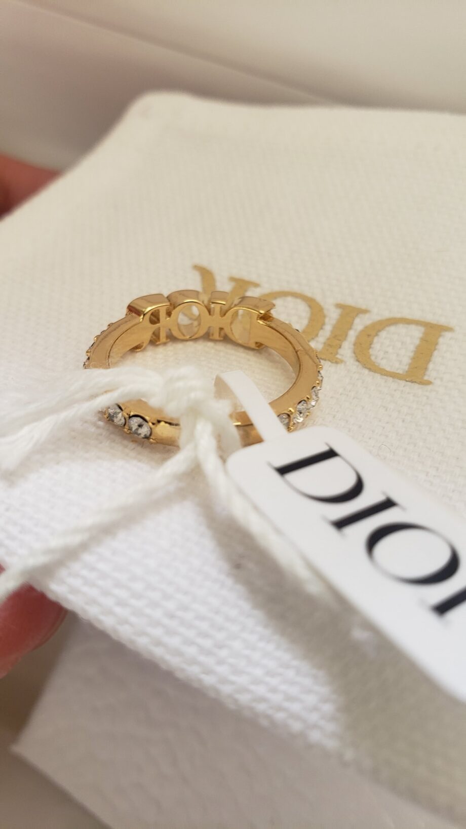 Dior Ring แหวนแบรนด์เนม ราคาถูก ของแท้ มือ 1