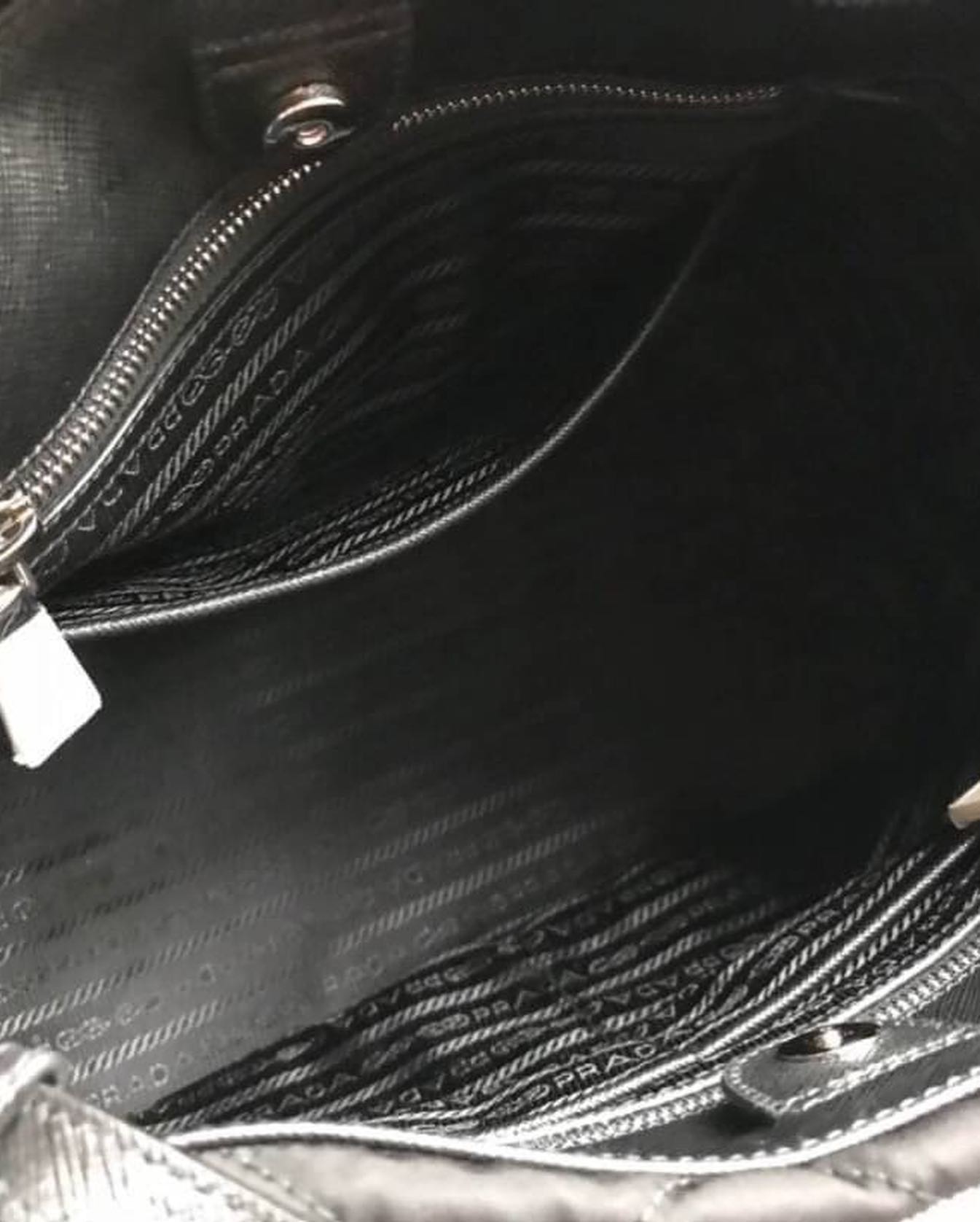 RADA Quilted Tessuto Nylon Chain Shoulder Tote Bag  ขายกระเป๋าprada ราคาถูก