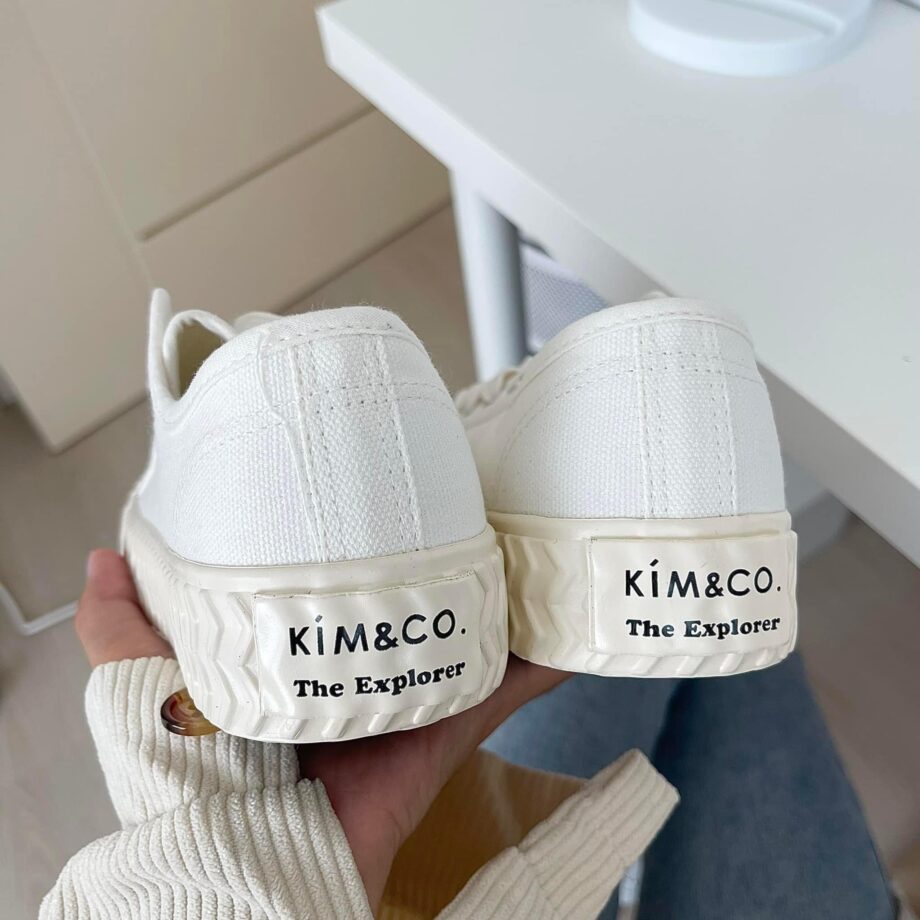 Kim&Co. รองเท้าผู้หญิง รองเท้าผ้าใบ รุ่น KF005W สีขาว