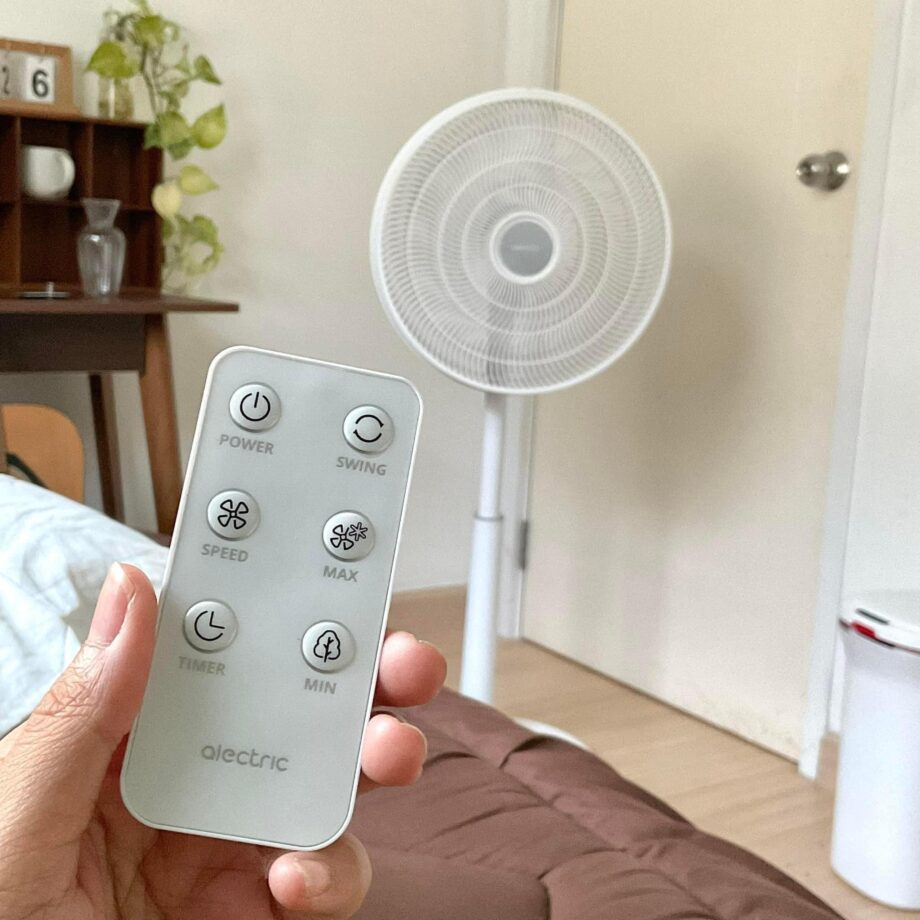 Fan Remote พัดลมสไลด์ 16 นิ้ว รุ่น RF2 - รับประกัน 3 ปี